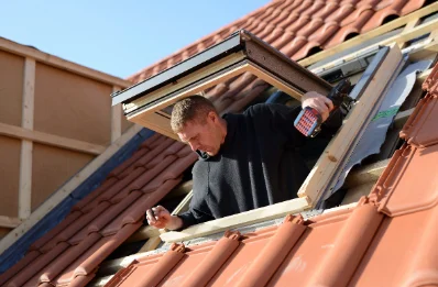Pose de fenêtres de toit Velux au Vigen